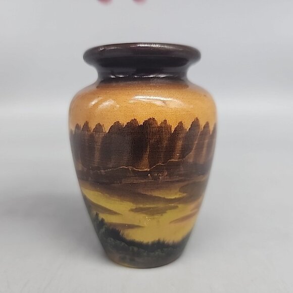 Vintage Black Forest German Carved Hand Painted 3D Wood Vase Vintage 3” 1984 - Picture 3 of 6
